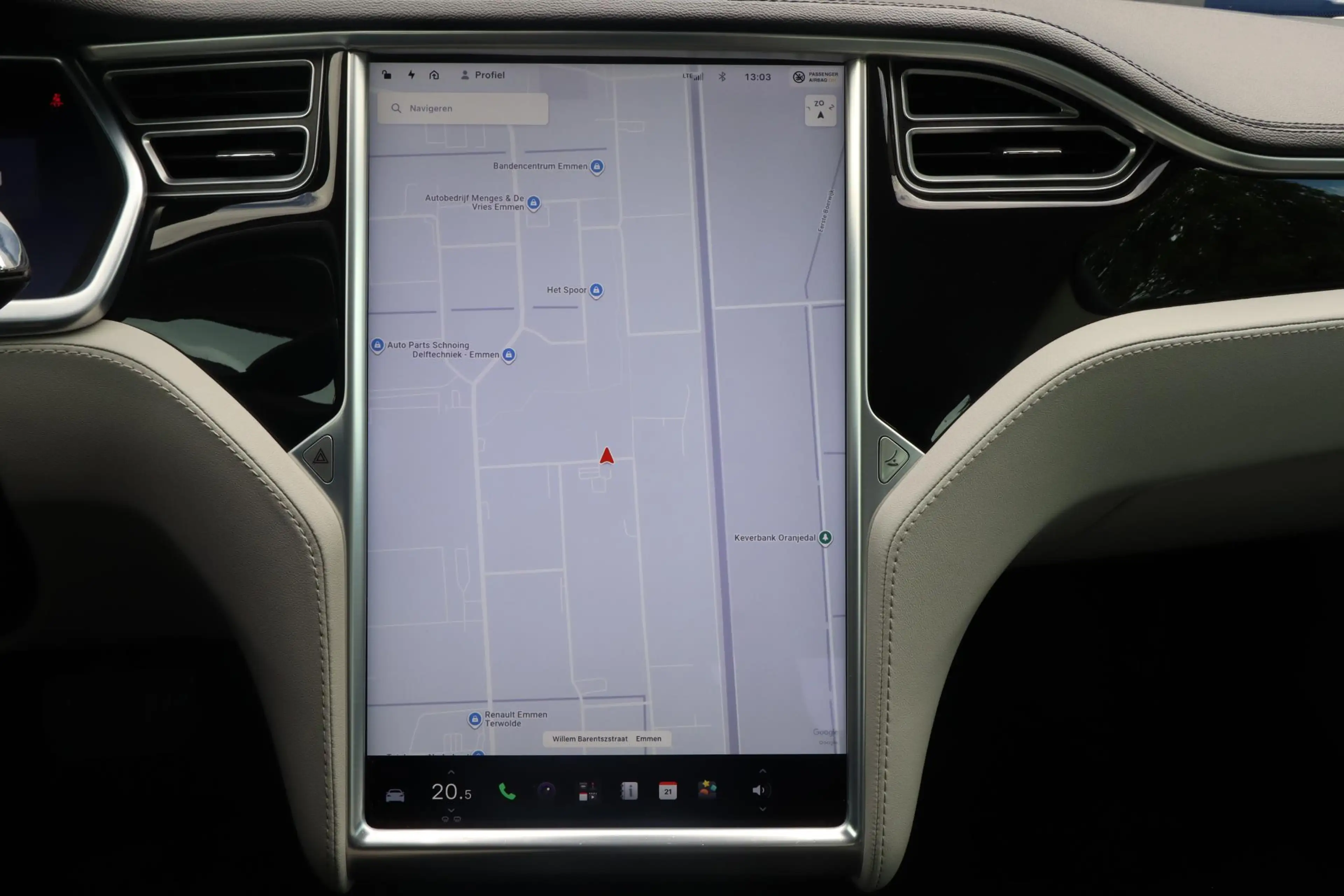 Tesla Model S 85 Base 87,6% SOH, Cruise control, Camera, Lederen — photo 13