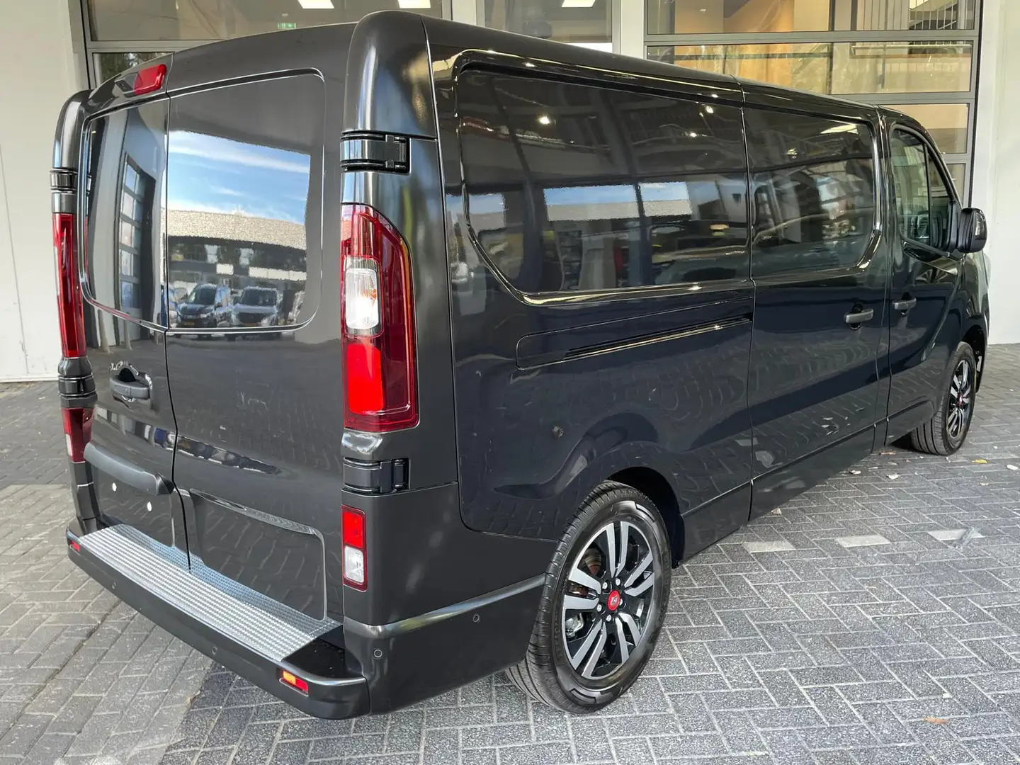 Renault Trafic E-Tech T29 L2H2 Advance 52 kWh Airco | Apple Carpl - 2