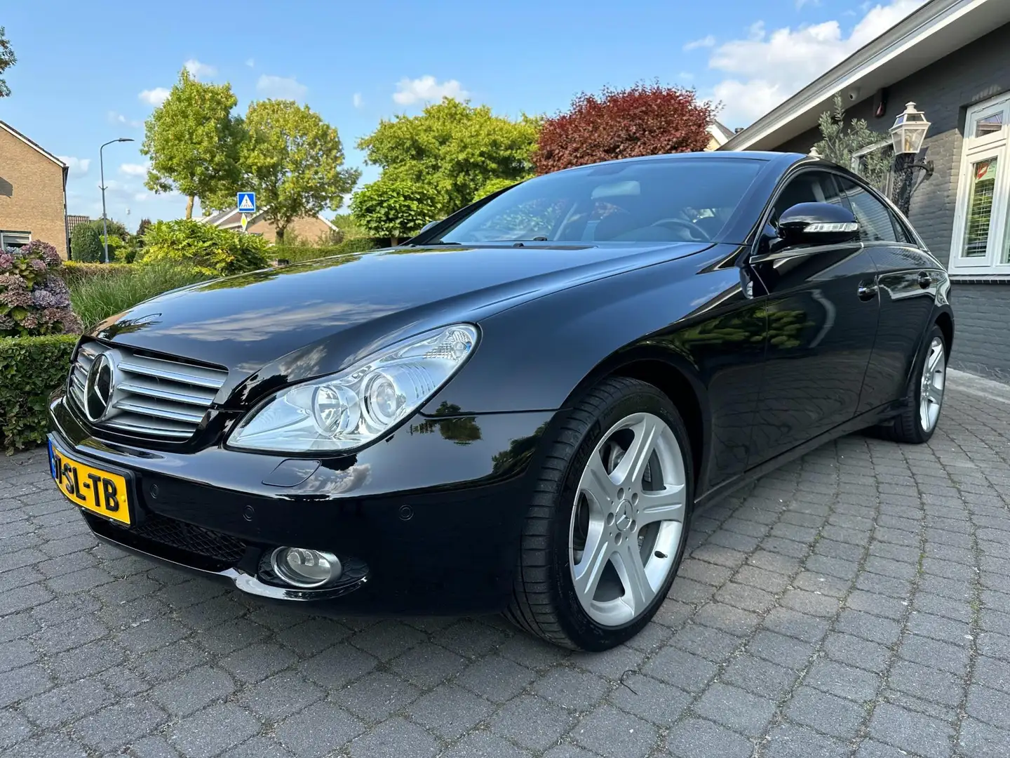 Mercedes-Benz CLS 500 Org NL, Leder, Massage, VOL! Zwart - 1