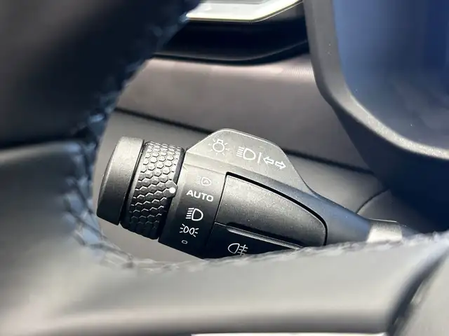 Lynk & Co 01 view 27