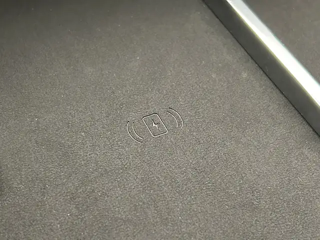 Lynk & Co 01 view 17