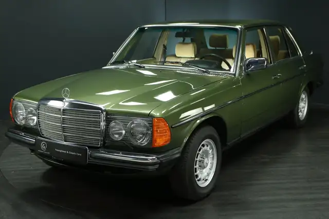 Mercedes-Benz 300 D Automatik, Klima, Velours, Airbag !