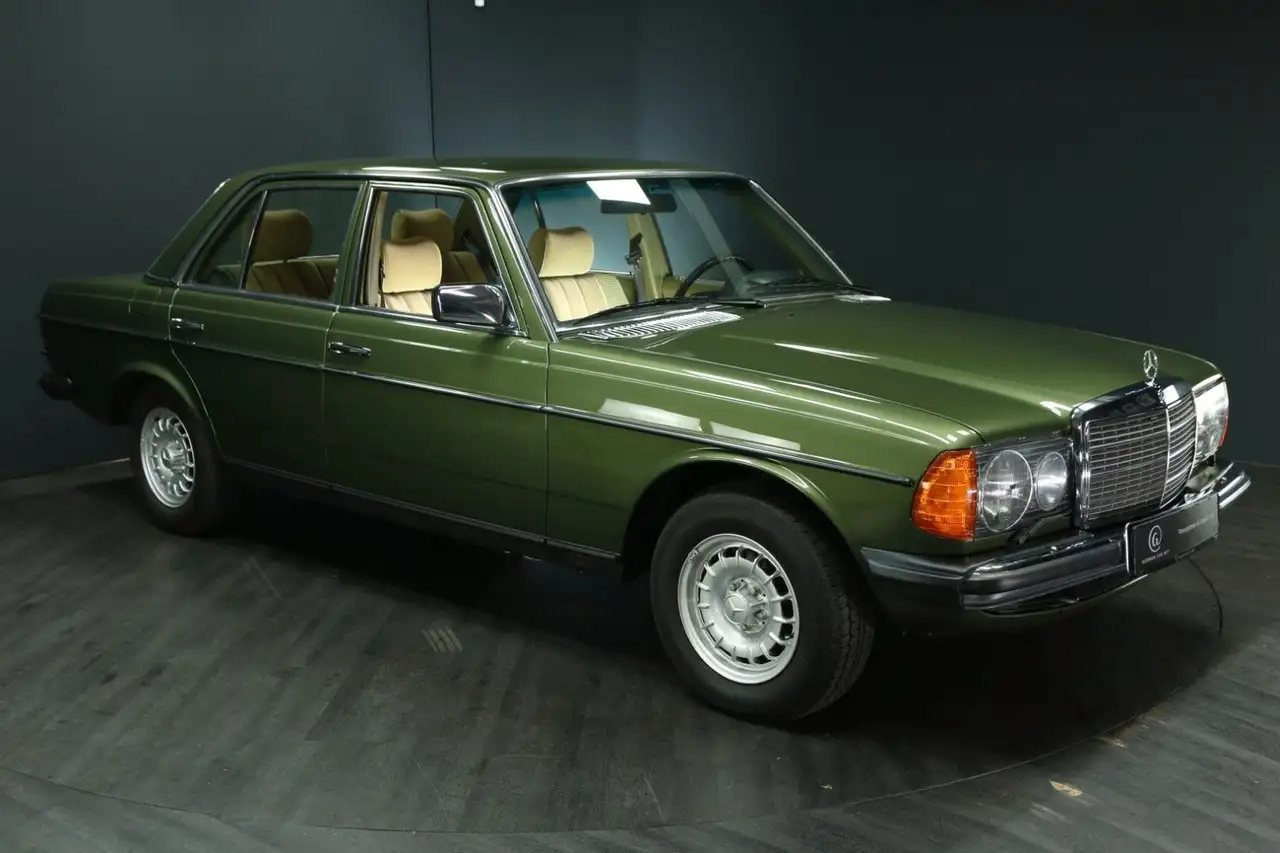 Mercedes-Benz 300 D Automatik, Klima, Velours, Airbag !, foto 7
