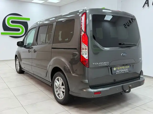 Ford Grand Tourneo Connect view 5