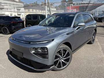 575 AWD PERFORMANCE 93.1 KWH CUIR MOCCA / ATTELAGE / SIEGES MASSANTS / AUDIO DY