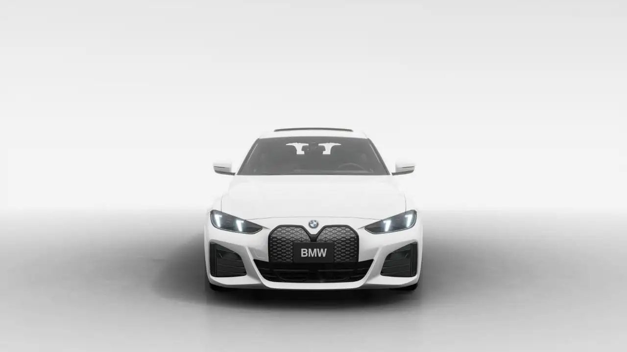 BMW i4 снимка BMW i4