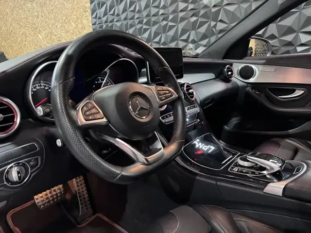 Mercedes-Benz C Class view 8