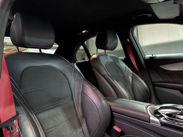 Mercedes-Benz C-Class view 13