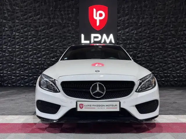 Mercedes-Benz C Class view 2