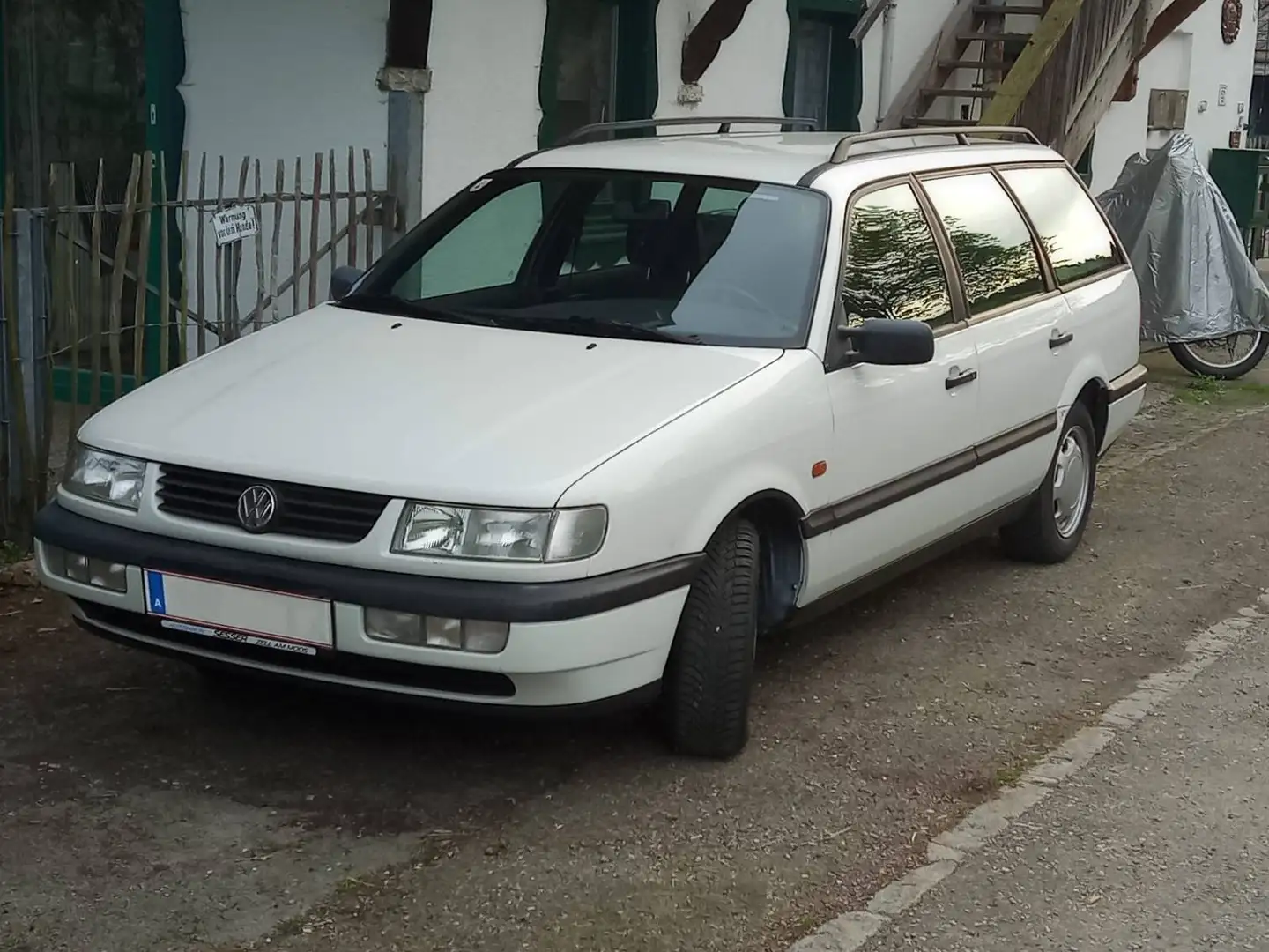 Volkswagen Passat CL Weiß - 2