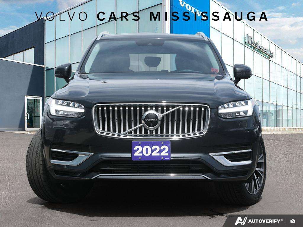 2022 Volvo XC90 Inscription Expression Plug-In Hybrid alt 2