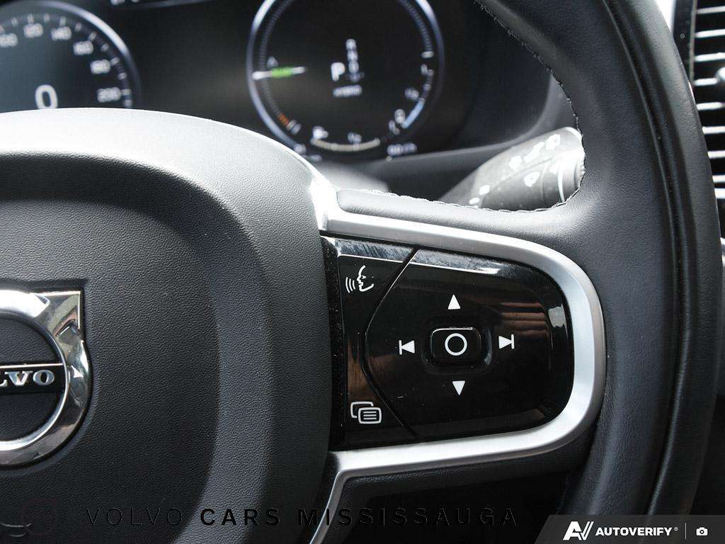 2022 Volvo XC90 Inscription Expression Plug-In Hybrid thumb 18