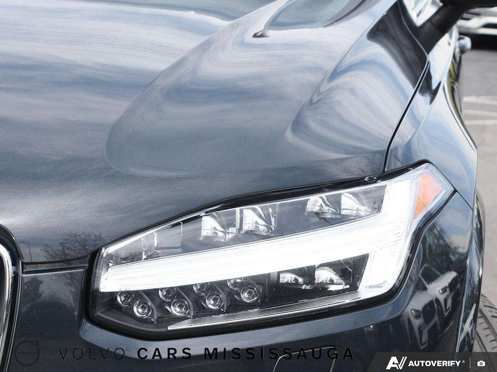 2022 Volvo XC90 Inscription Expression Plug-In Hybrid thumb 10