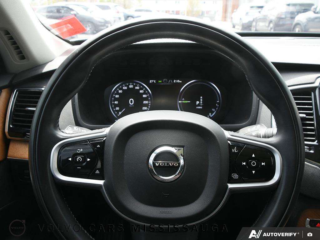 2022 Volvo XC90 Inscription Expression Plug-In Hybrid thumb 14
