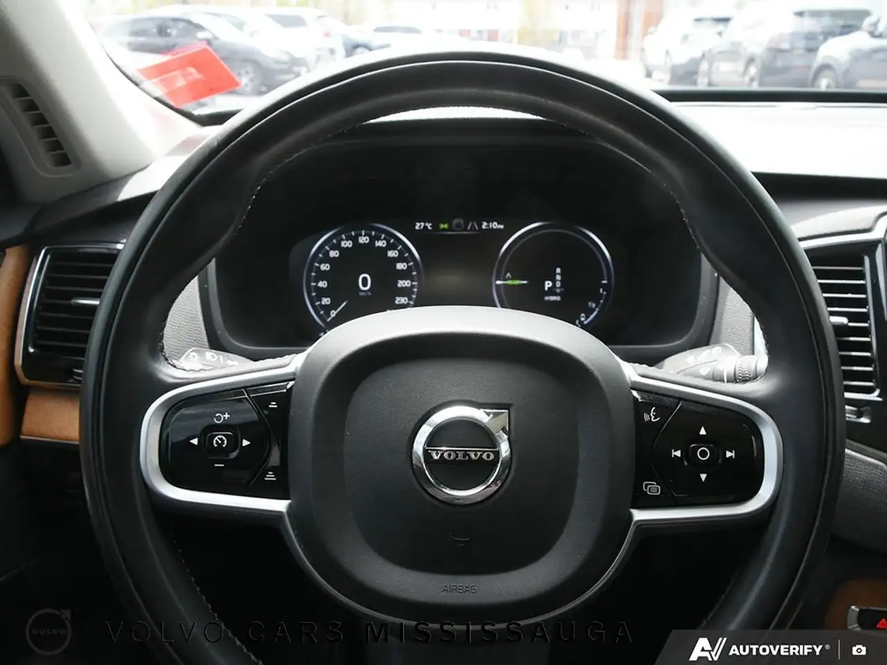 Volvo XC90 снимка Volvo XC90