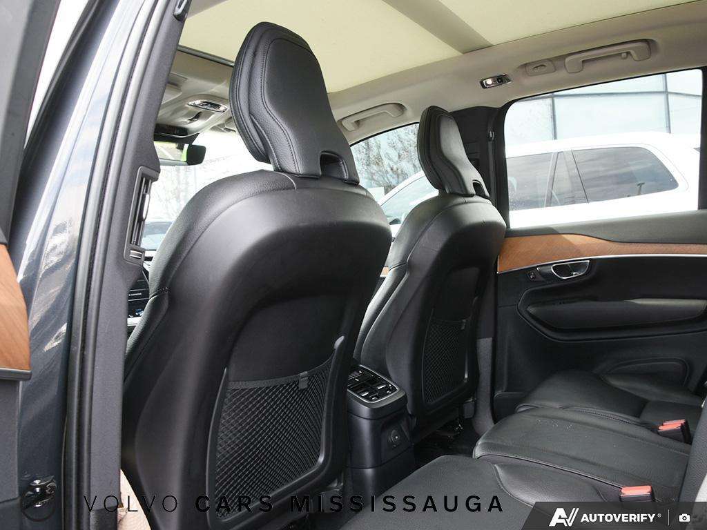 2022 Volvo XC90 Inscription Expression Plug-In Hybrid thumb 24