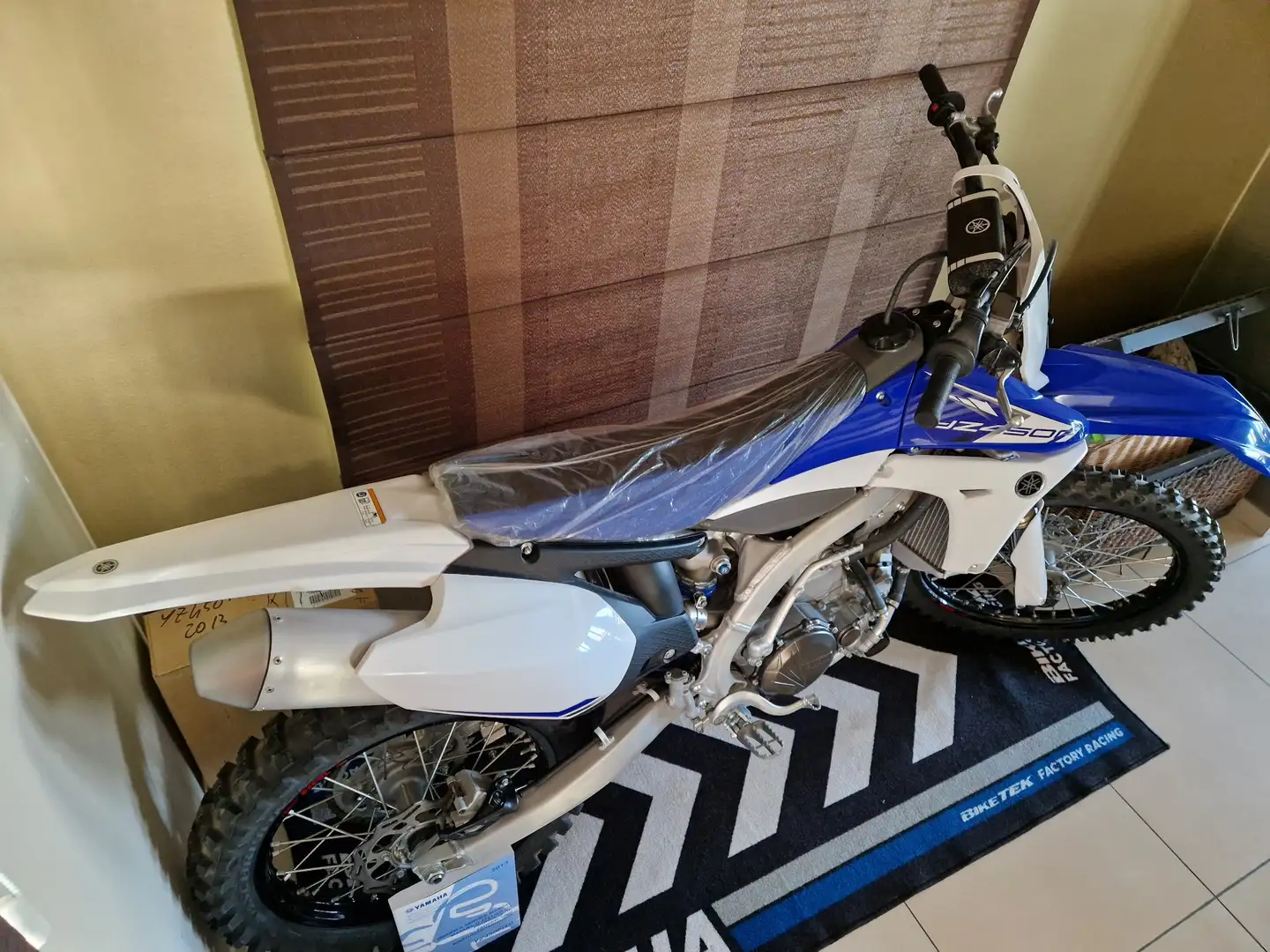Yamaha YZ 450 F Azul - 2