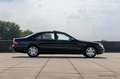 Mercedes-Benz S 600 Lang W220 | 40.000KM | 1st Paint | New Condition | Zwart - thumbnail 24