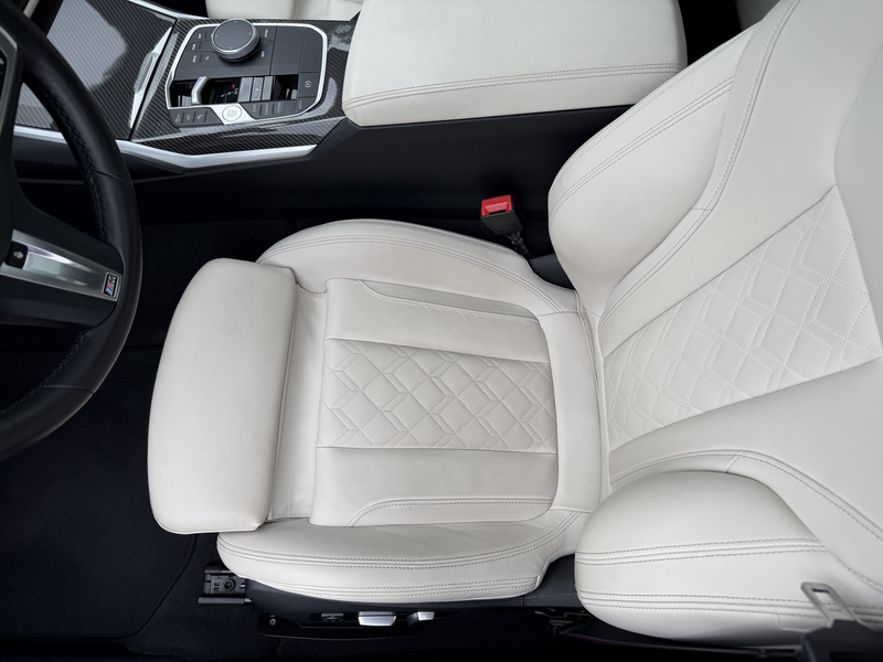 BMW 340 M340i xDrive Touring — photo 7