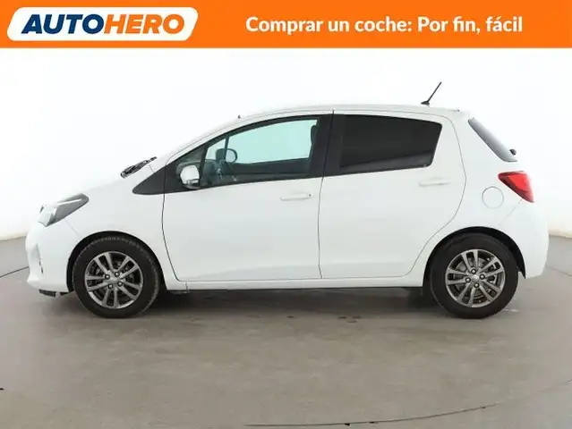 Toyota Yaris view 3