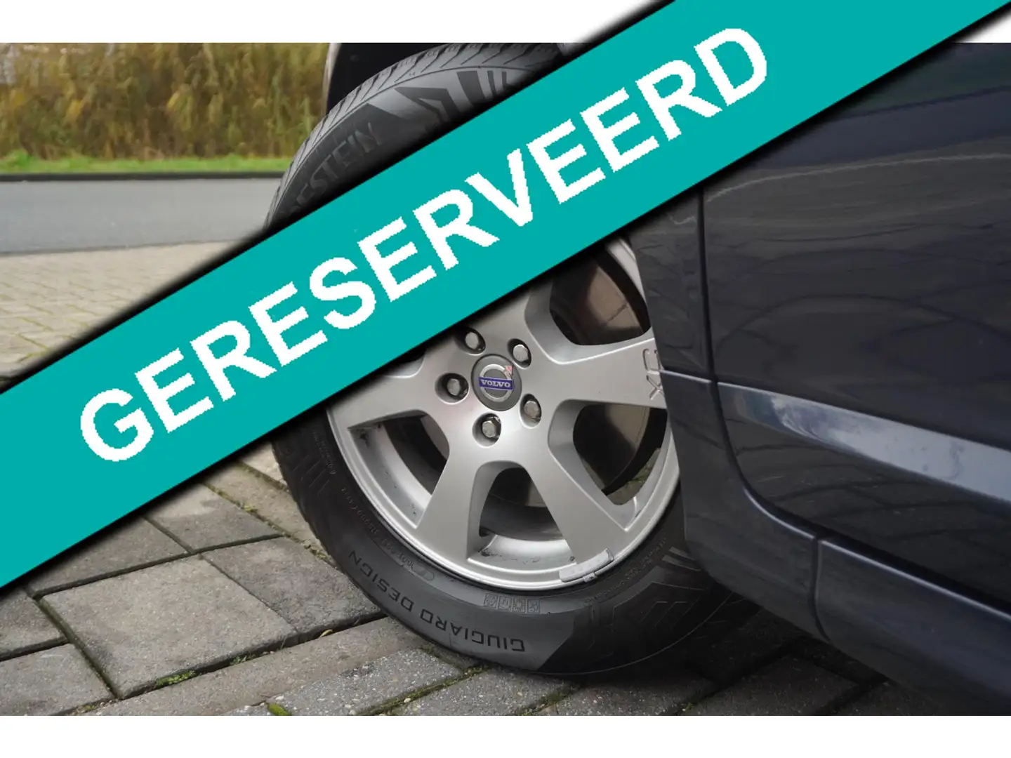 Volvo XC60 2.0 T5 FWD Kinetic / Stoelverwarming / Climate con Синий - 2