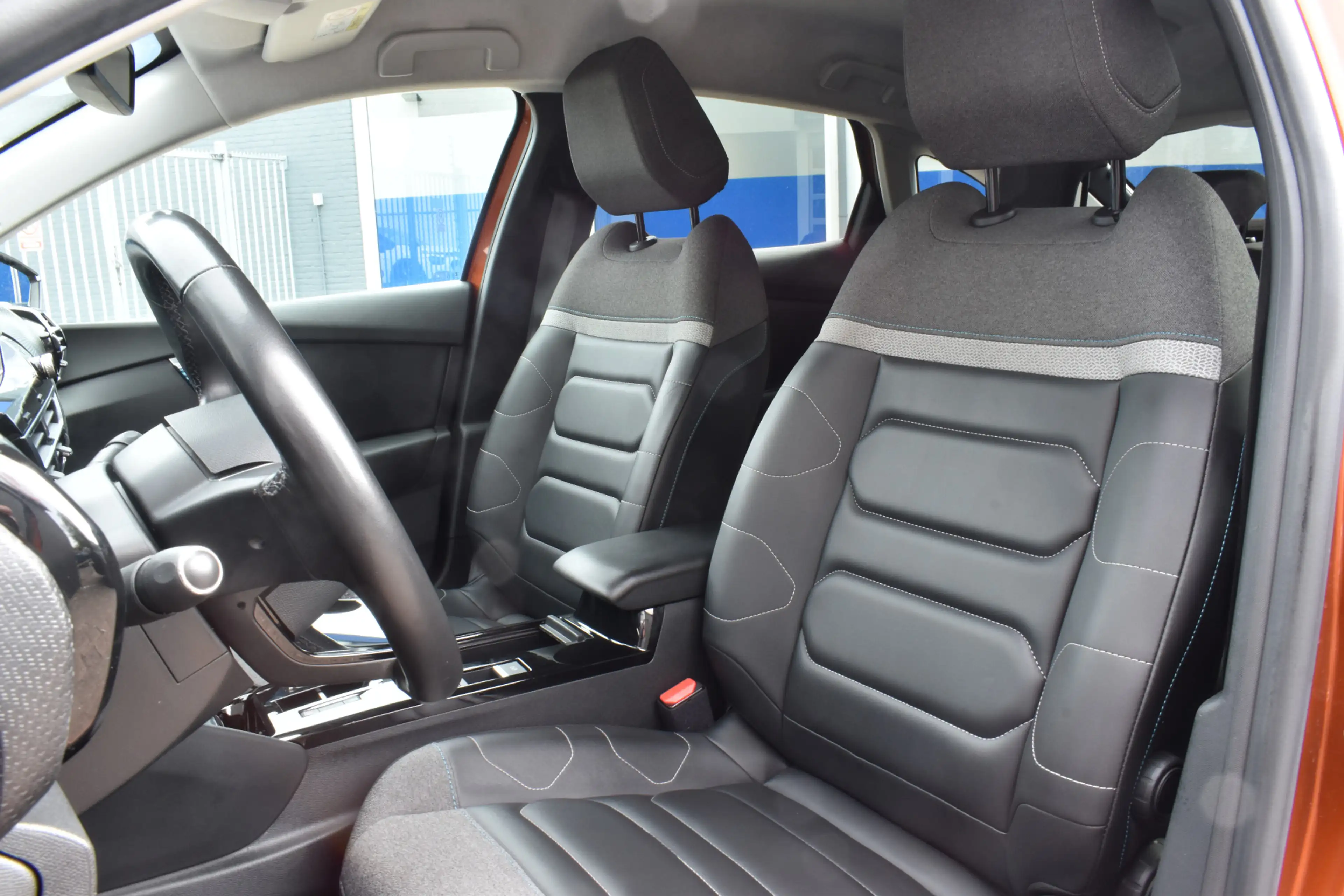 Citroen E-C4 Electric Shine 50 kWh Keyless | Navigatie | Airco | Camer a — photo 2