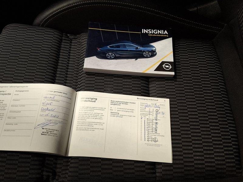 Opel Insignia Sports Tourer 1.5 Turbo Business Executive | Navig — photo 12