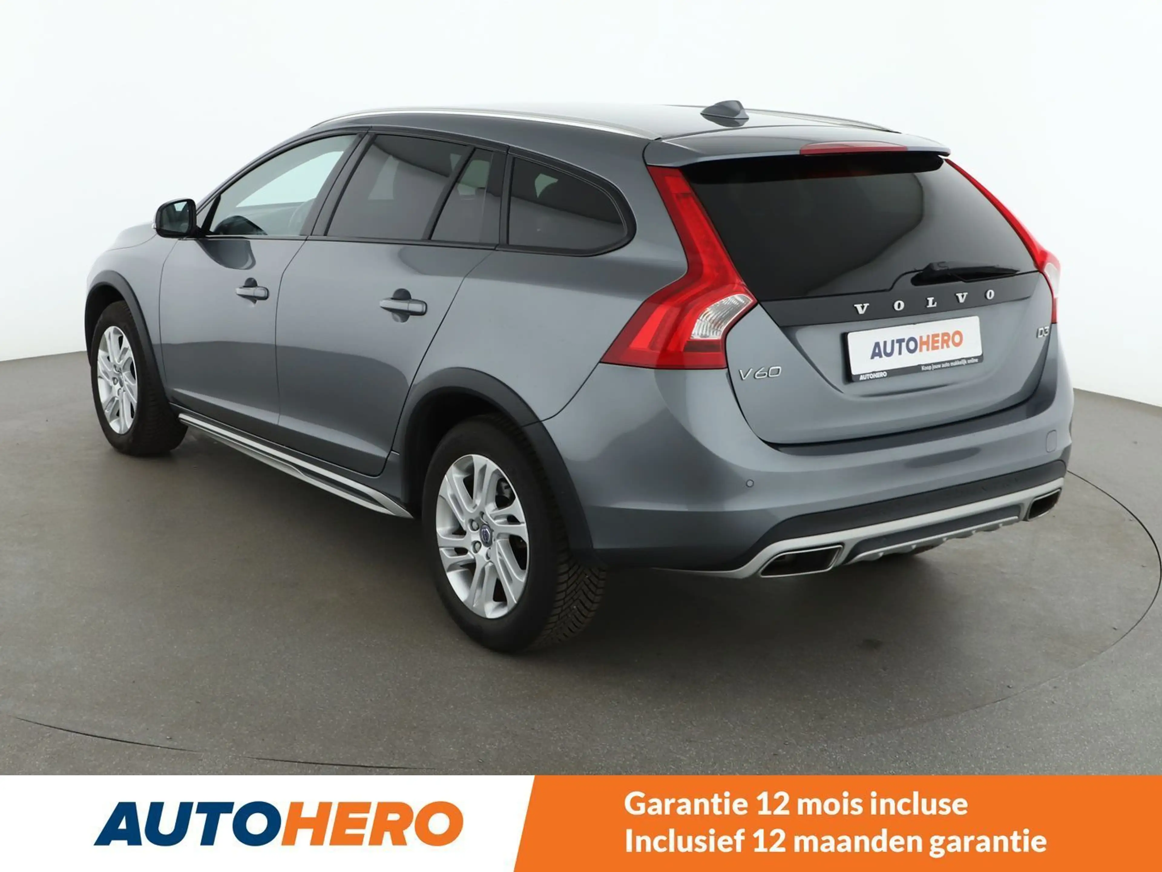 Volvo V60 Cross Country 2.0 D3 Plus — photo 4