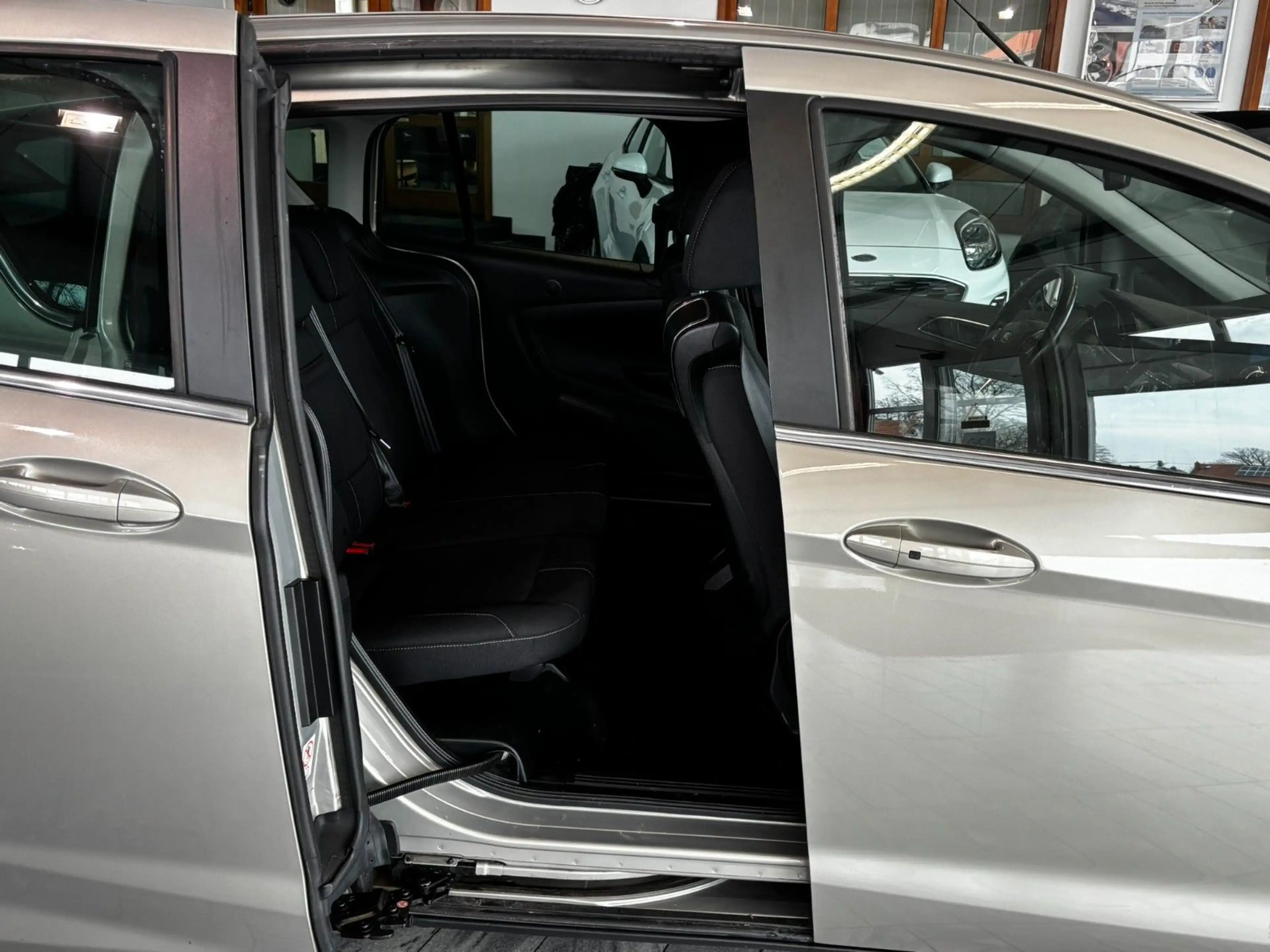 Ford B-Max B-MAX Titanium 120 PS Neuer Motor — photo 8