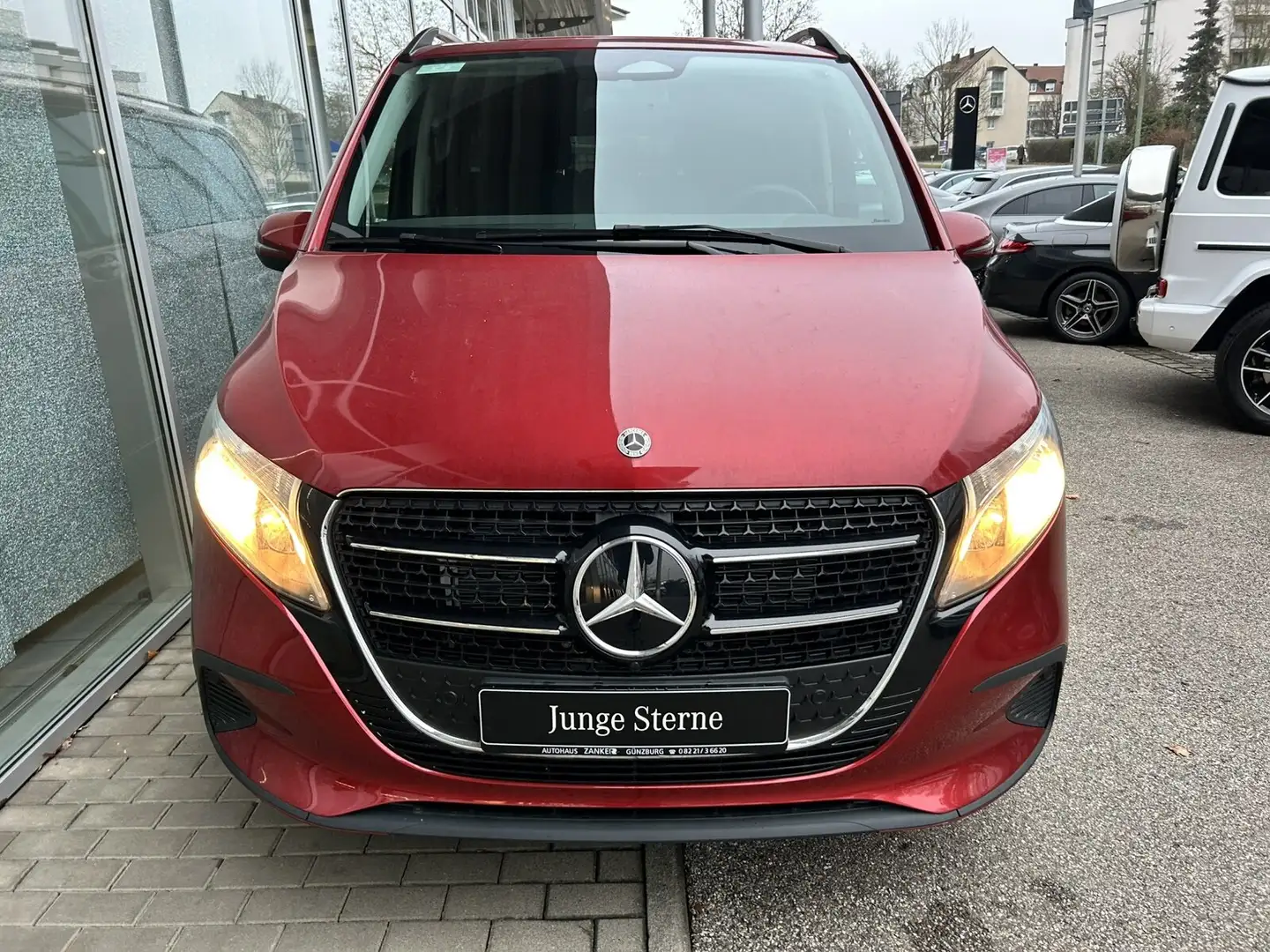 Mercedes-Benz V 220 V 220 d Lang DISTRONIC*KLIMA*SITZHZG*NAVI* Rot - 2