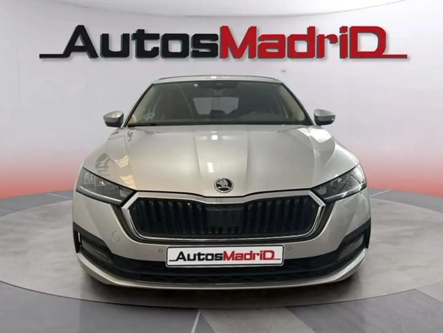 Skoda Octavia 2.0TDI Ambition 85kW Gris - 2