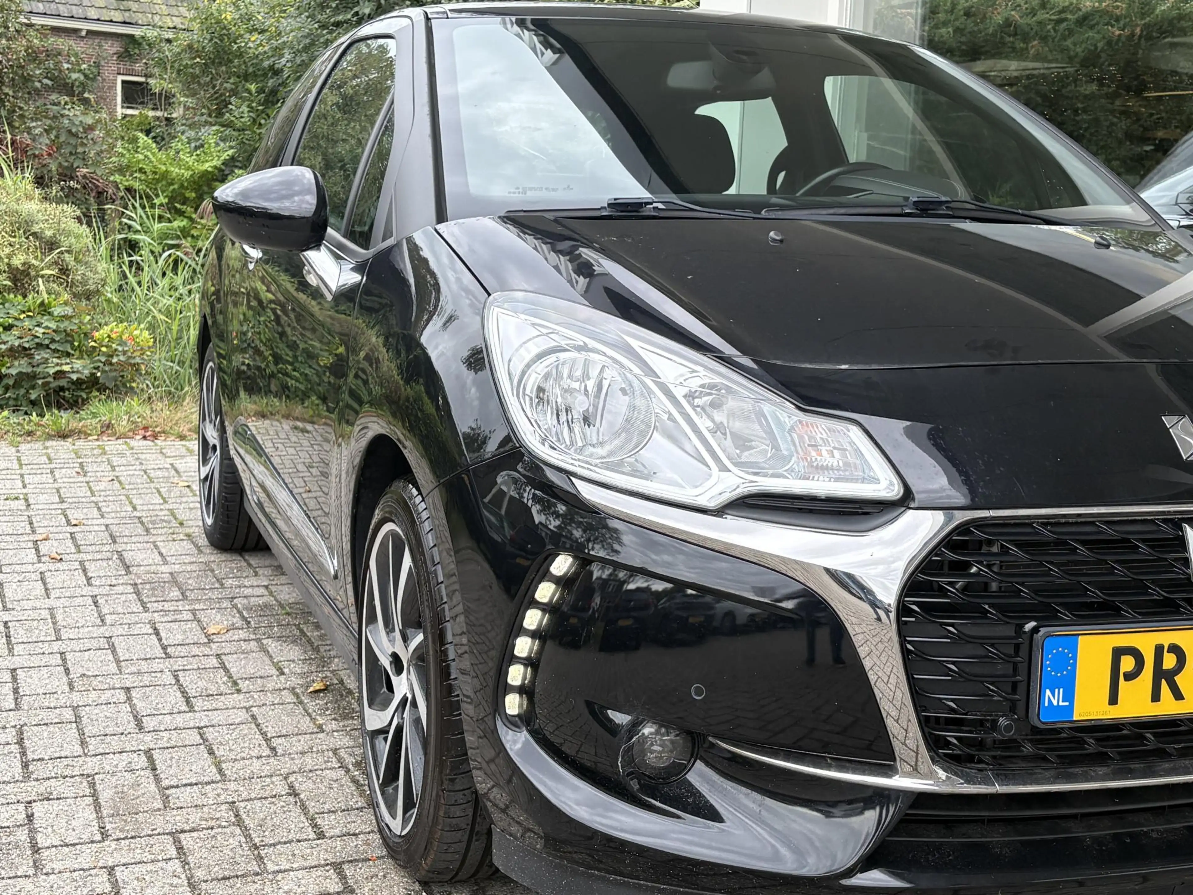 DS Automobiles DS 3 1.2T 110pk Business | Stoelverwarming | Achteruitr — photo 3