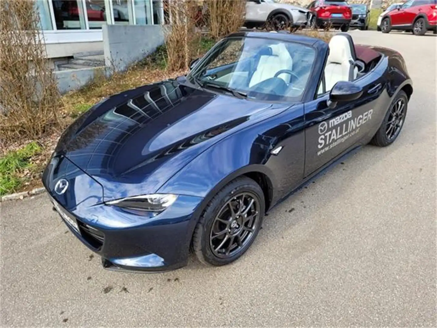 Mazda MX-5 Soft Top G132 Modern Blau - 2