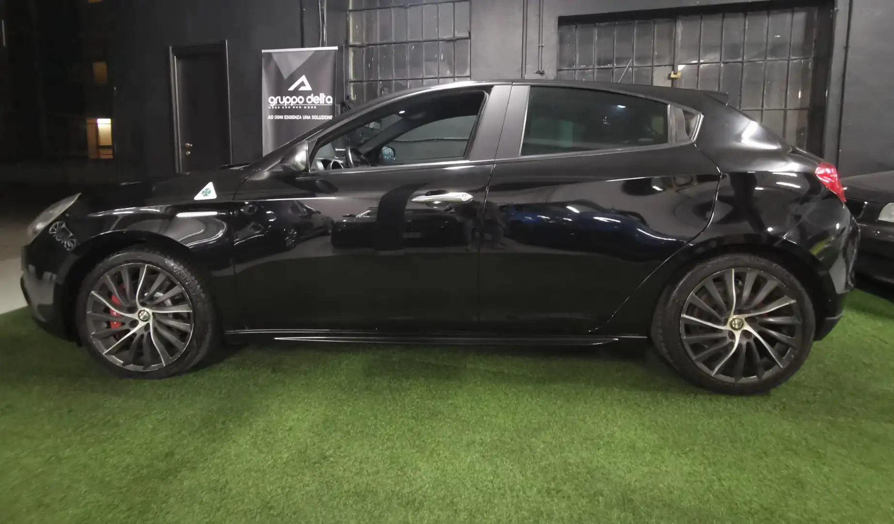 Alfa Romeo Giulietta Giulietta 1750 tbi Quadrifoglio Verde 235cv - 2