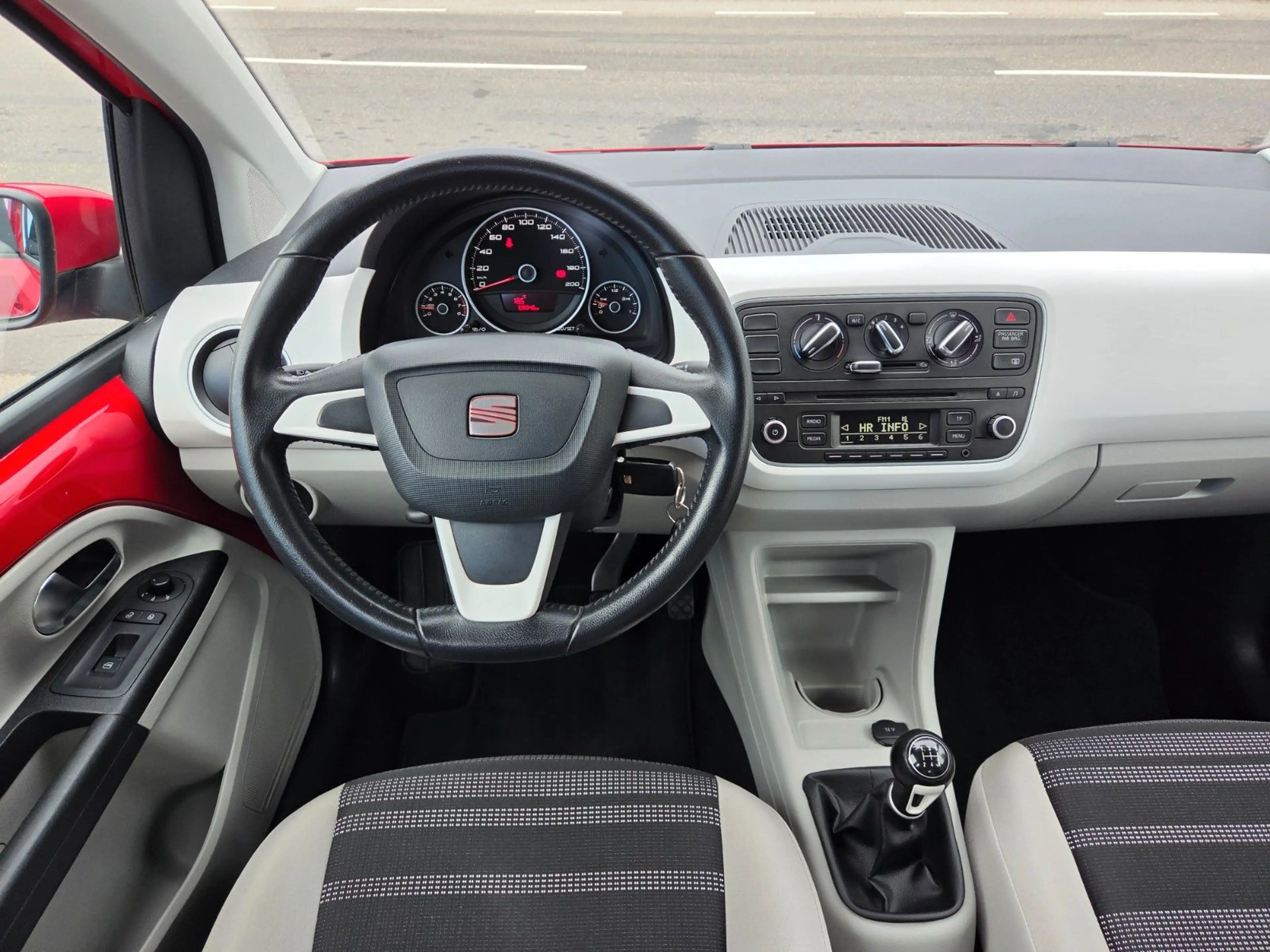 SEAT Mii Style Salsa 1.0 FINANZIERUNG — photo 14
