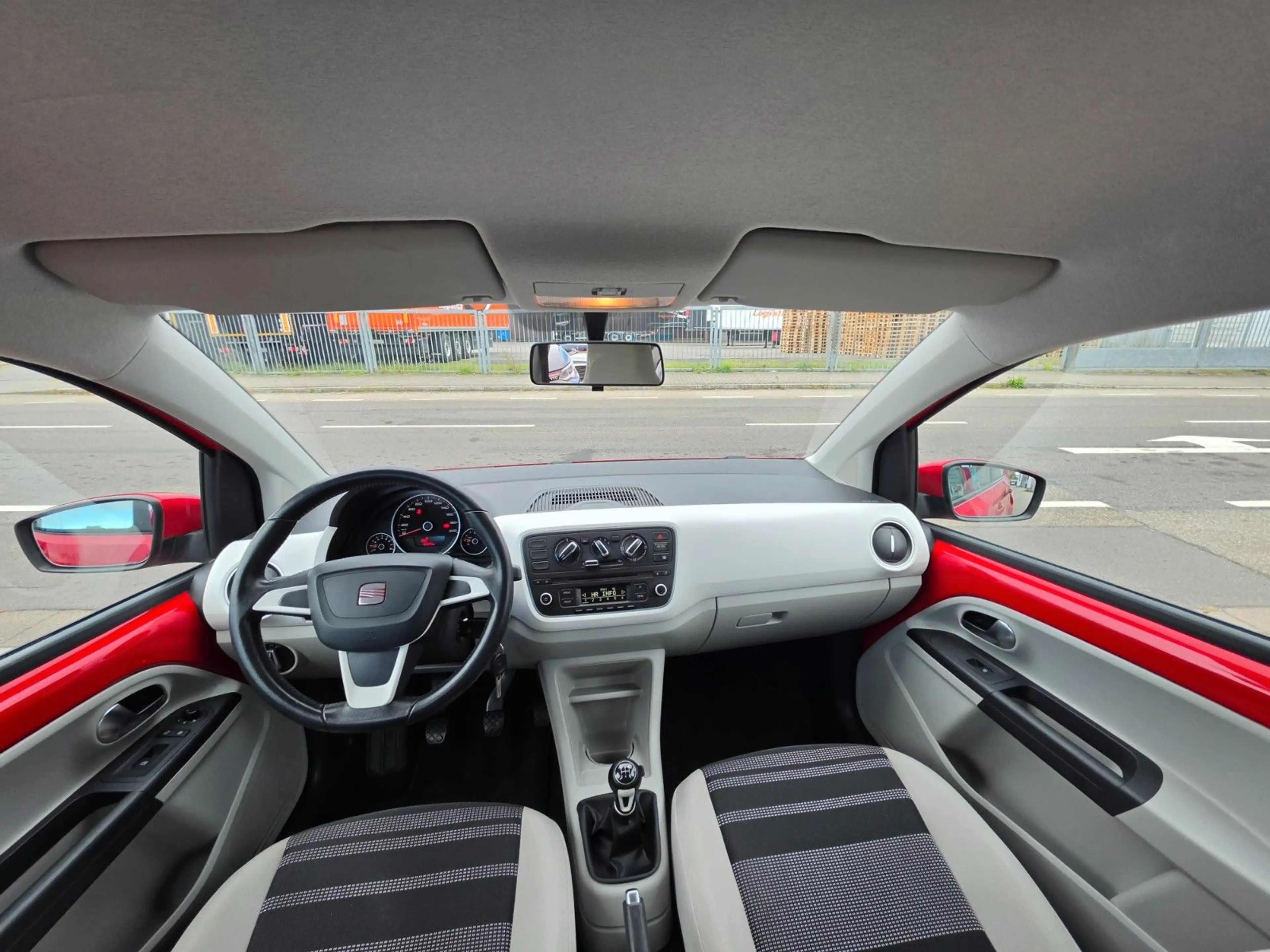 SEAT Mii Style Salsa 1.0 FINANZIERUNG — photo 13