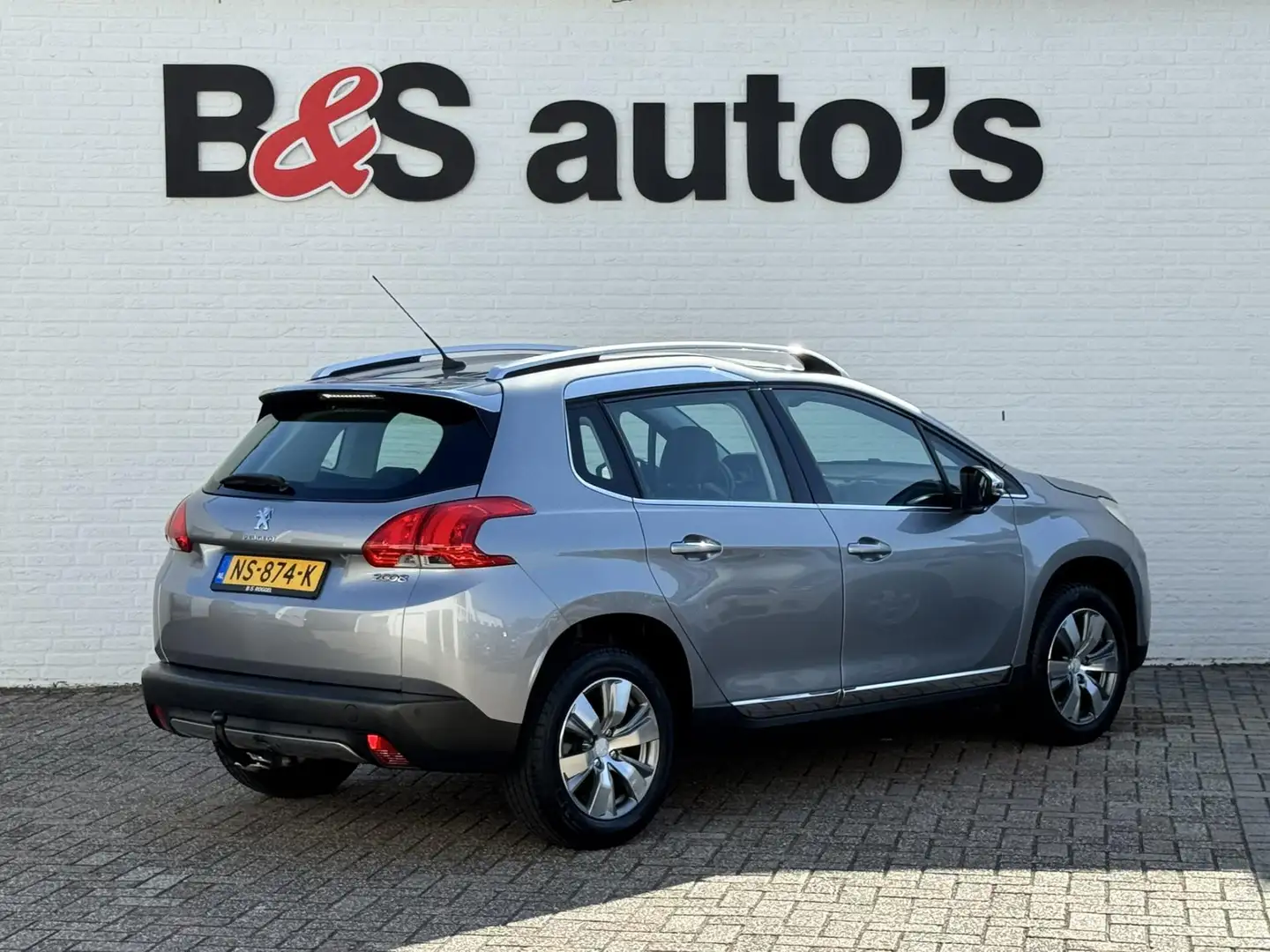 Peugeot 2008 1.6 VTi Allure Cruise control Climate control Navi Grijs - 2