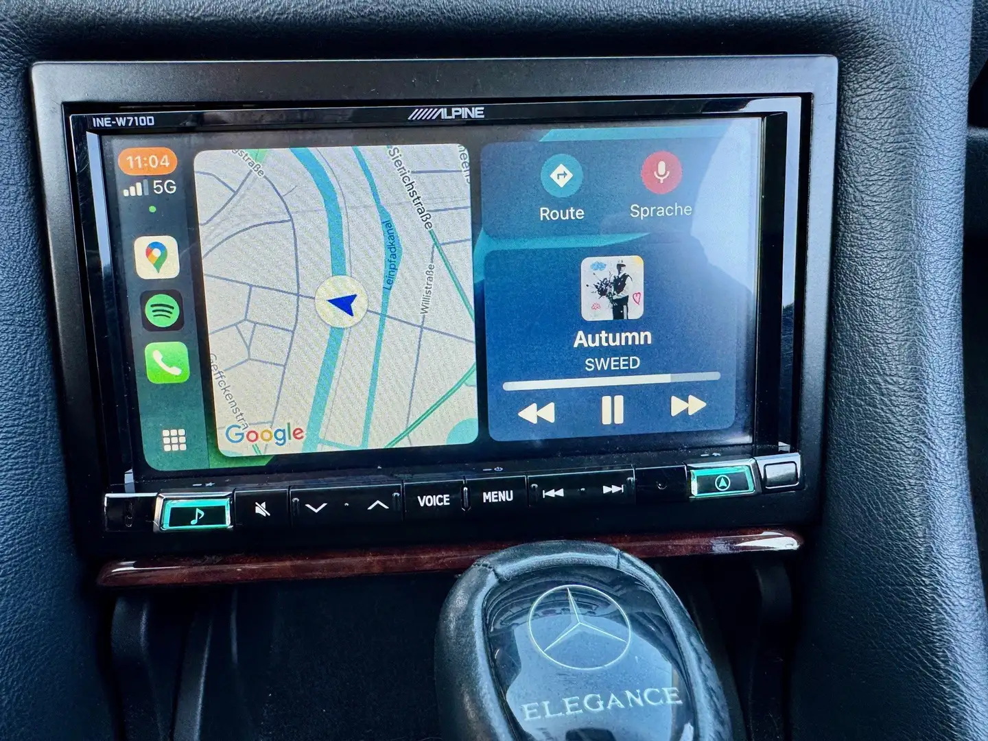 Mercedes-Benz CLK 320 Cabrio Elegance, Kamera, CarPlay, topp Zwart - 2