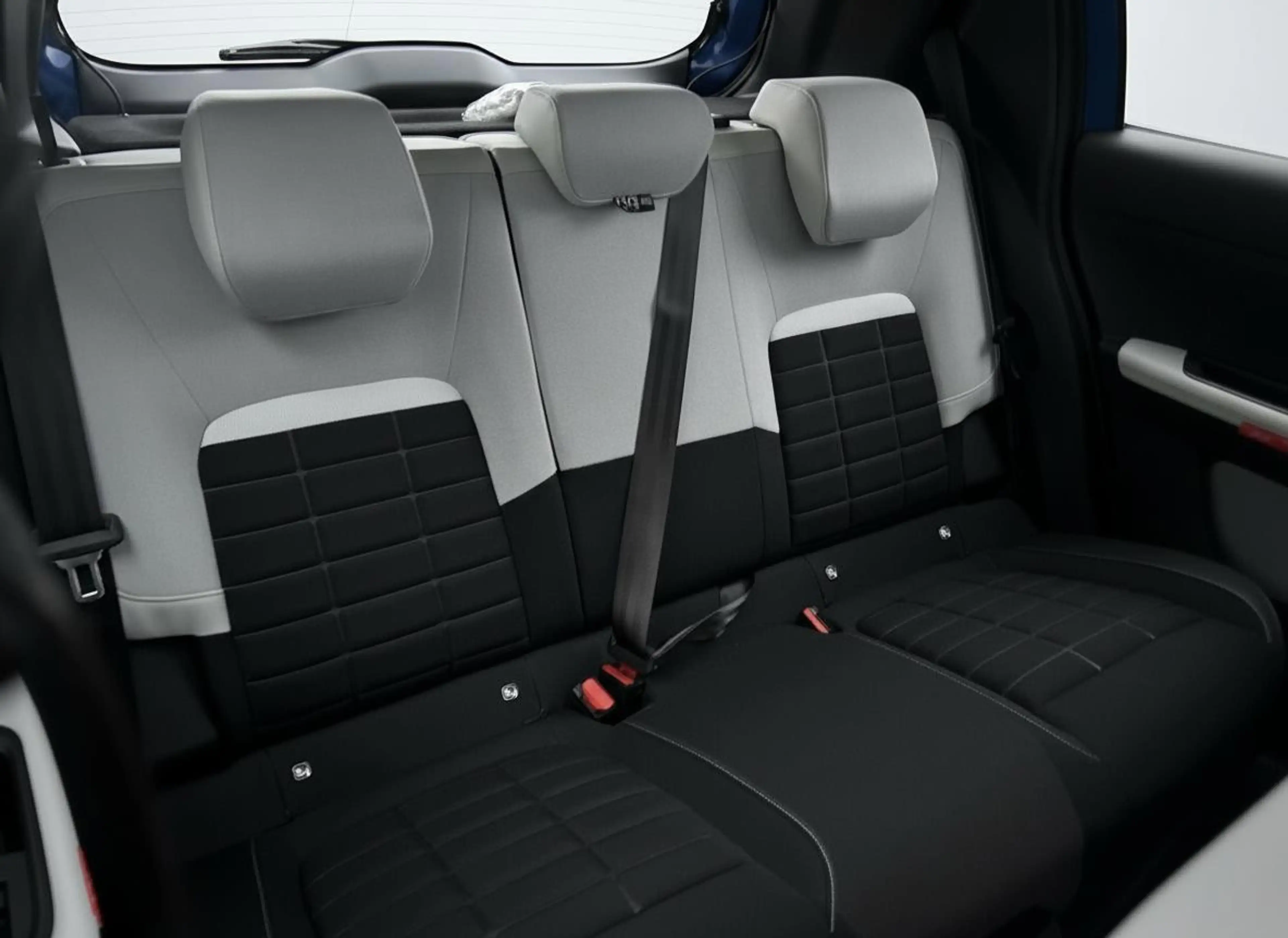 Citroen E-C3 Max 113pk 44 kWh | Winterpakket | 3 fase | Comfort — photo 5