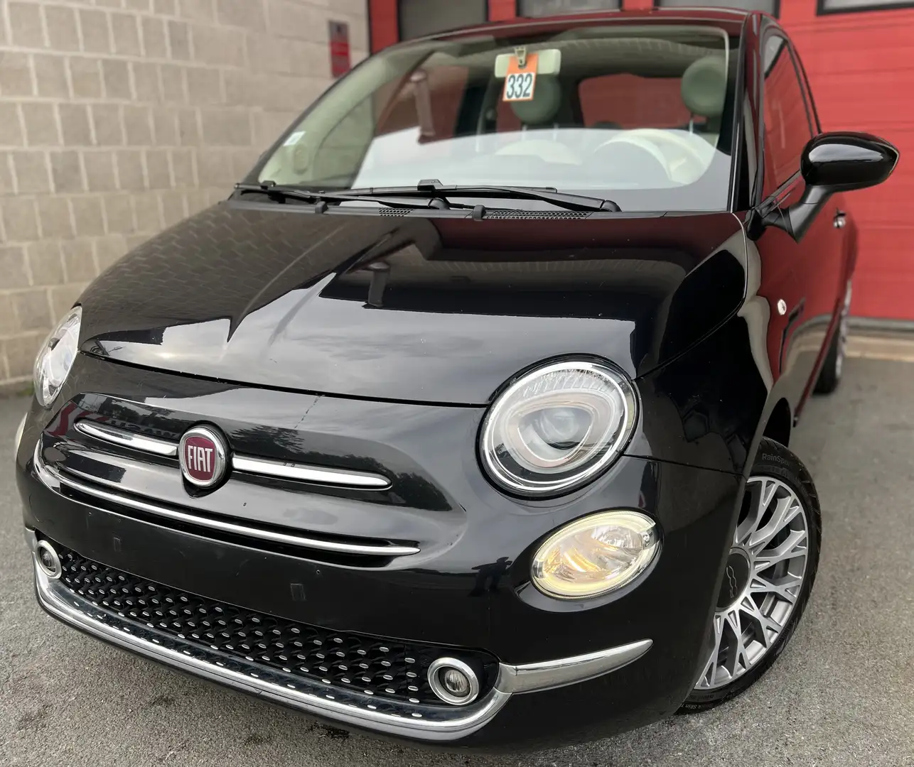 Fiat 500 1.2i Star + NAVI + CLIM + PANO + CAR-PASS Zwart - 1
