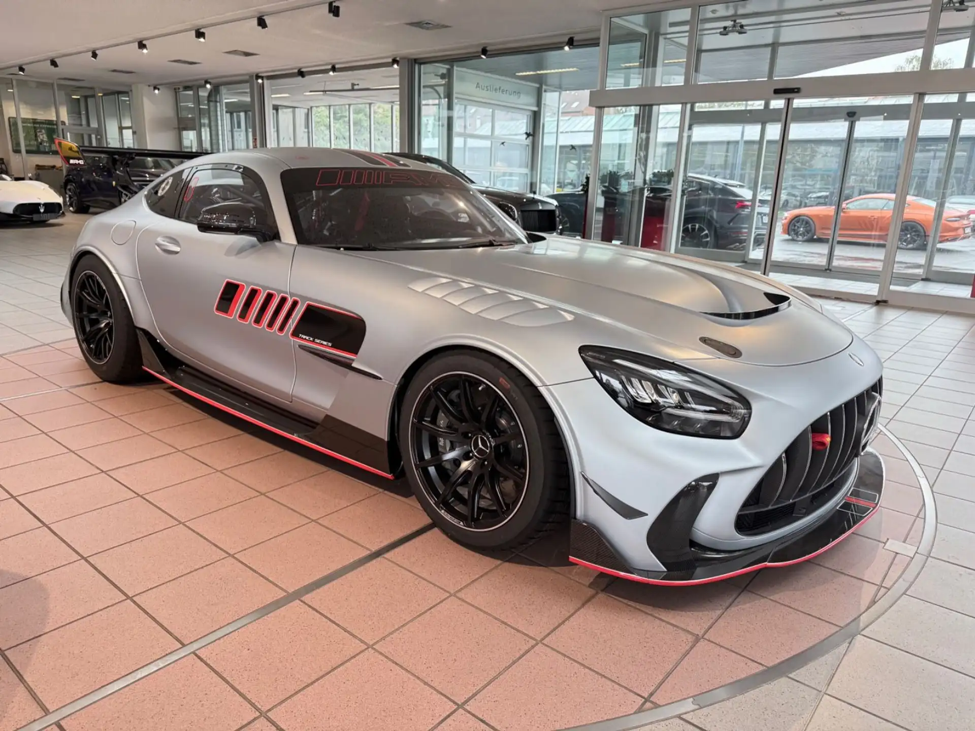 벤츠 AMG GT 4-Door Coupe 63 S 2023 화이트 사진 2