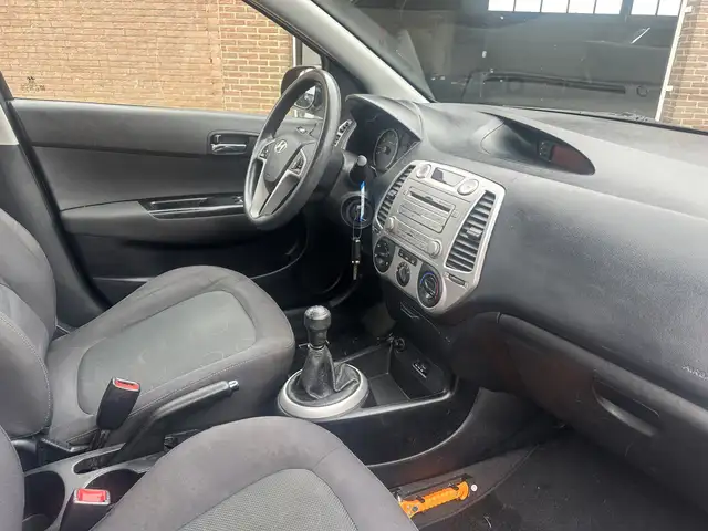 Hyundai I20 view 3
