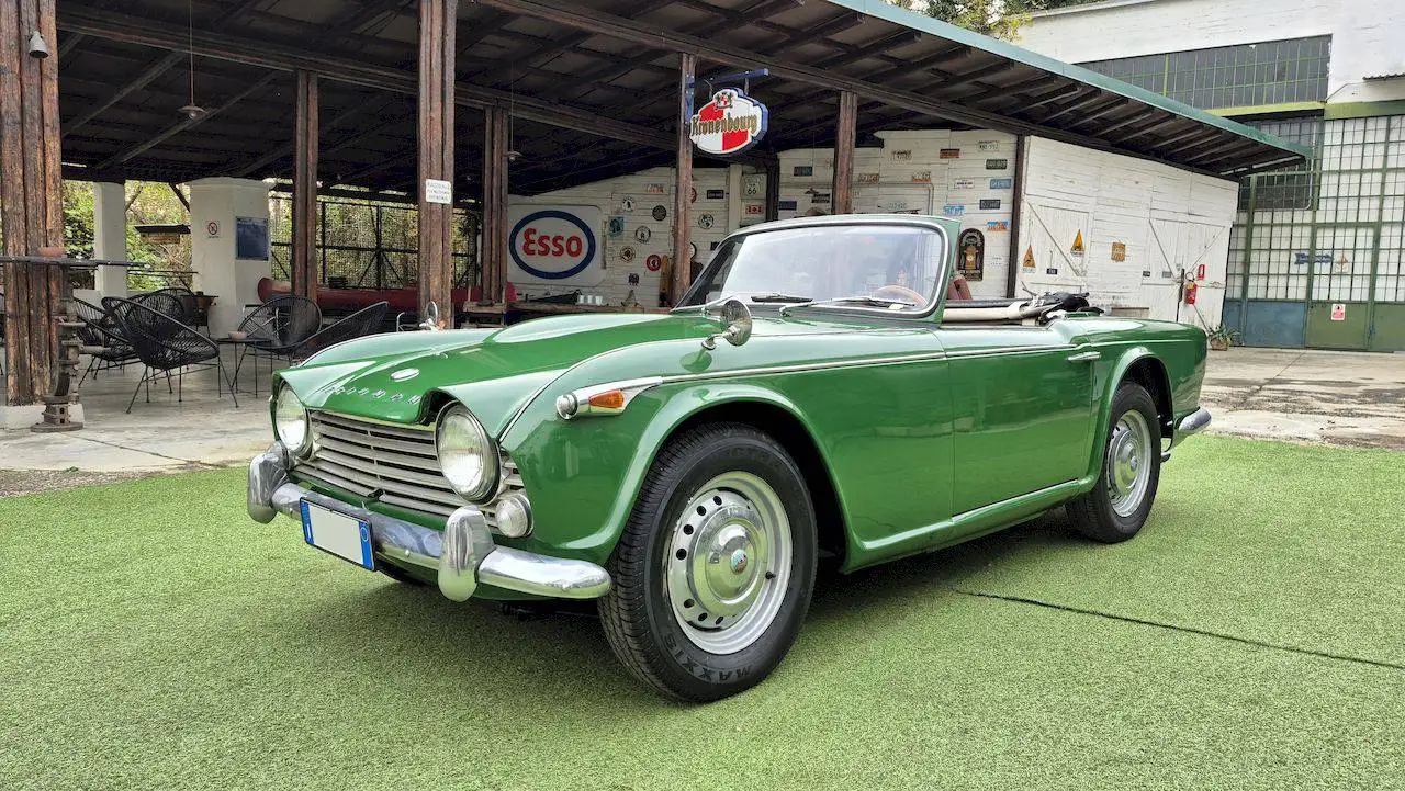 Triumph TR4A IRS – SUMMER PRICE, foto 1