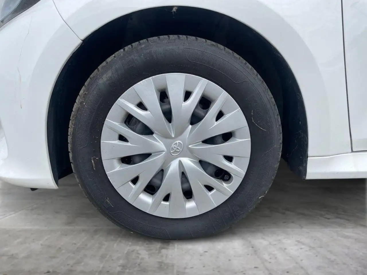 Toyota Yaris 1.5 Hybrid 5 porte Active, миниатюра 14