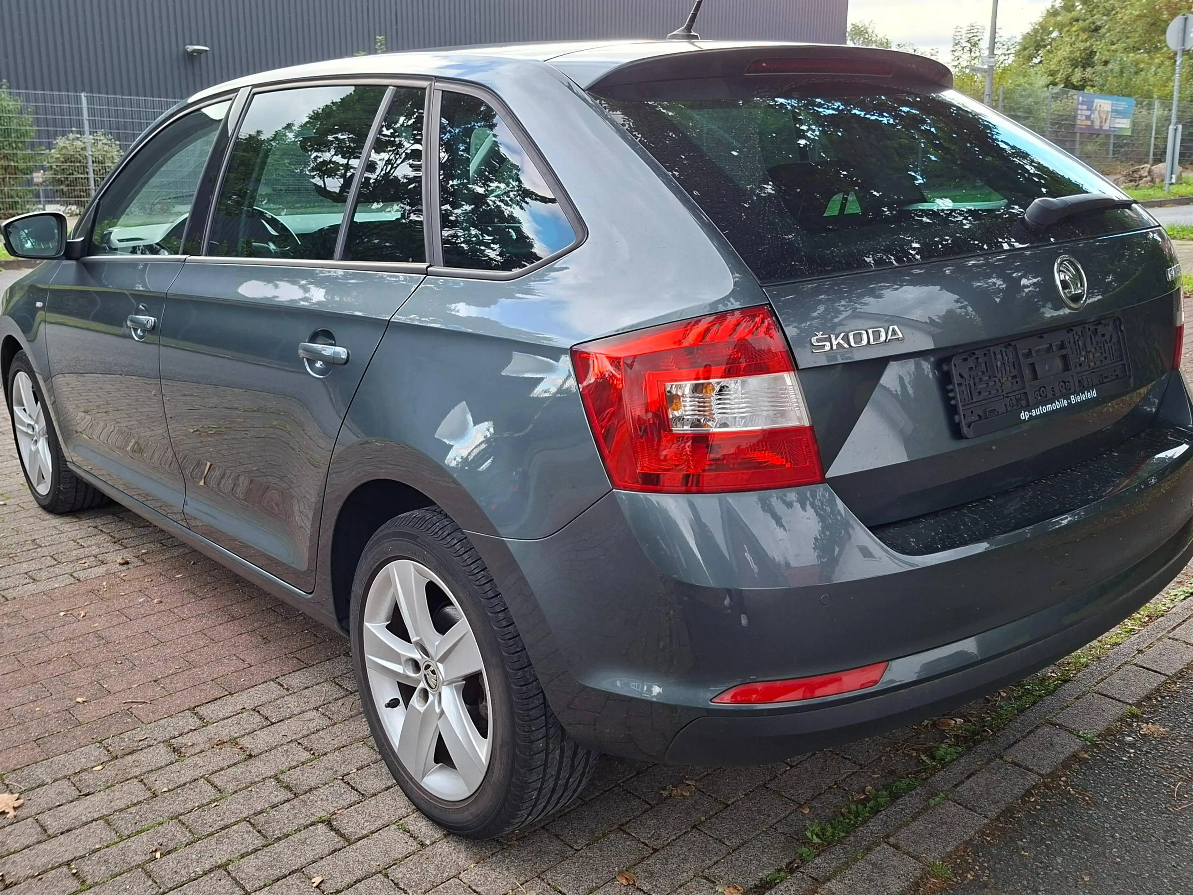 Skoda Rapid/Spaceback Rapid 1.2 TSI Drive -Navi-Carplay-Multi-ACC-TOP — photo 4