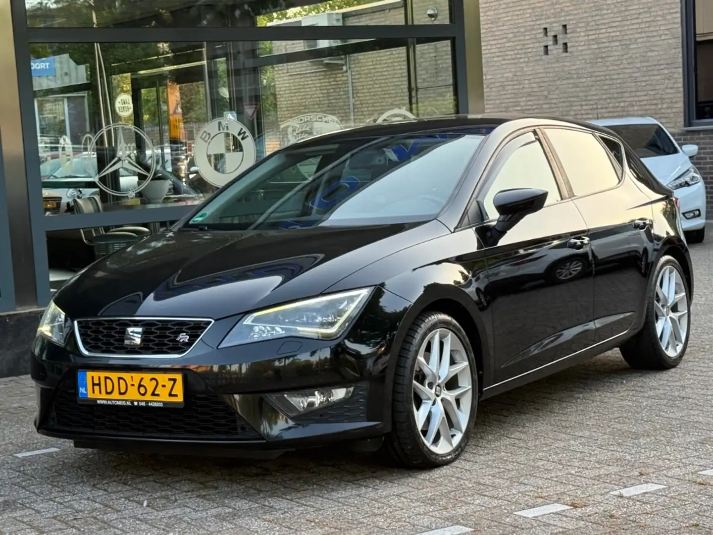 SEAT Leon 1.8 TSI FR Business Navi Clima Cruise Stoelverw. L Nero - 2