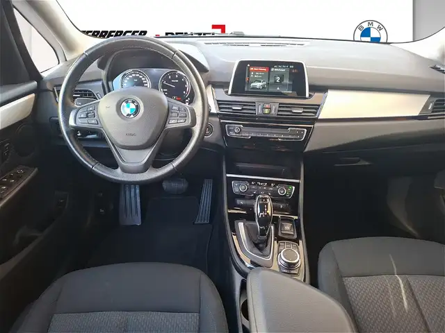 BMW 2 Series view 7