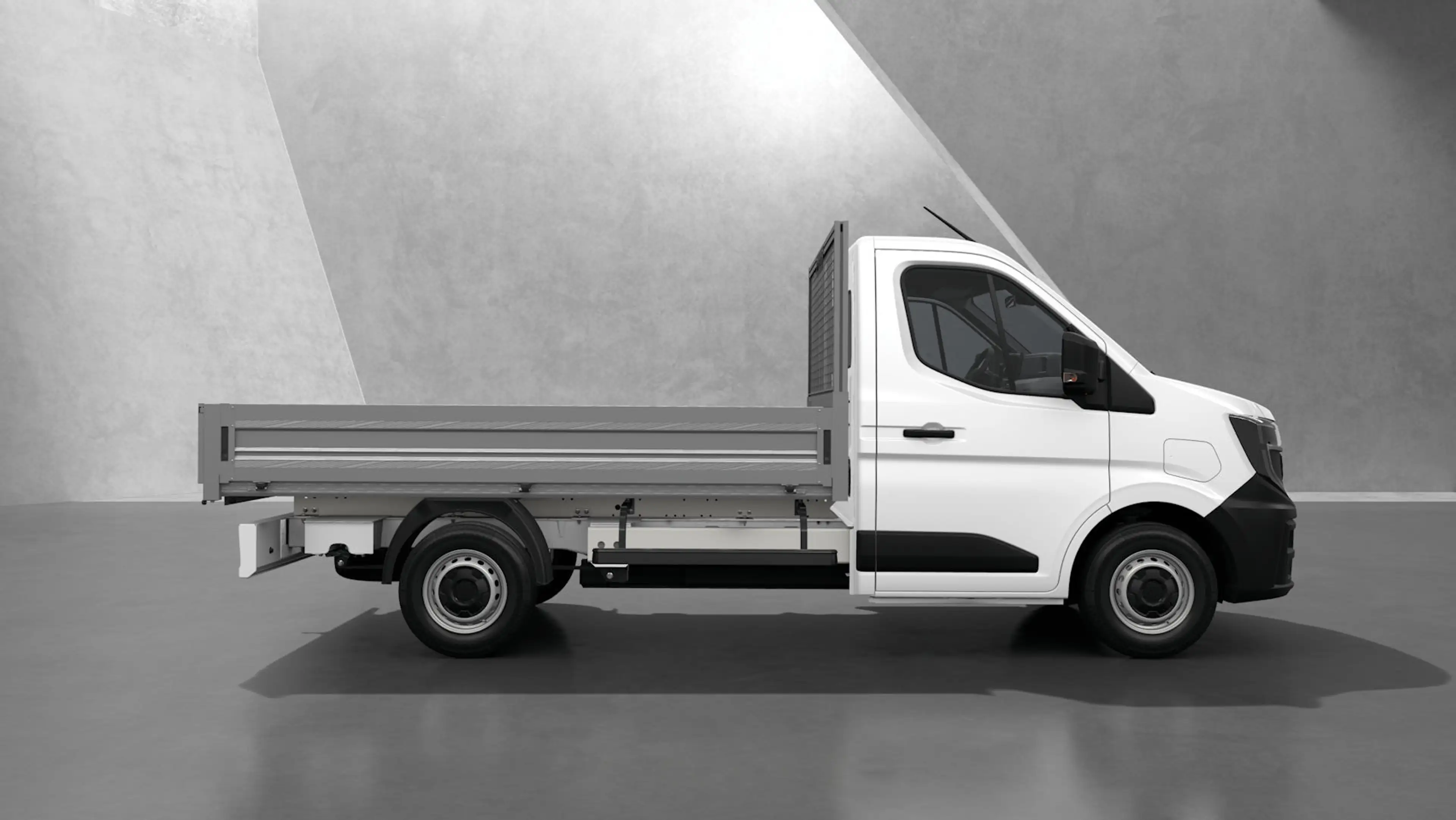 Renault Master Chassis Cabine L2H1 T35 E-TECH Electric 140 Long R — photo 3