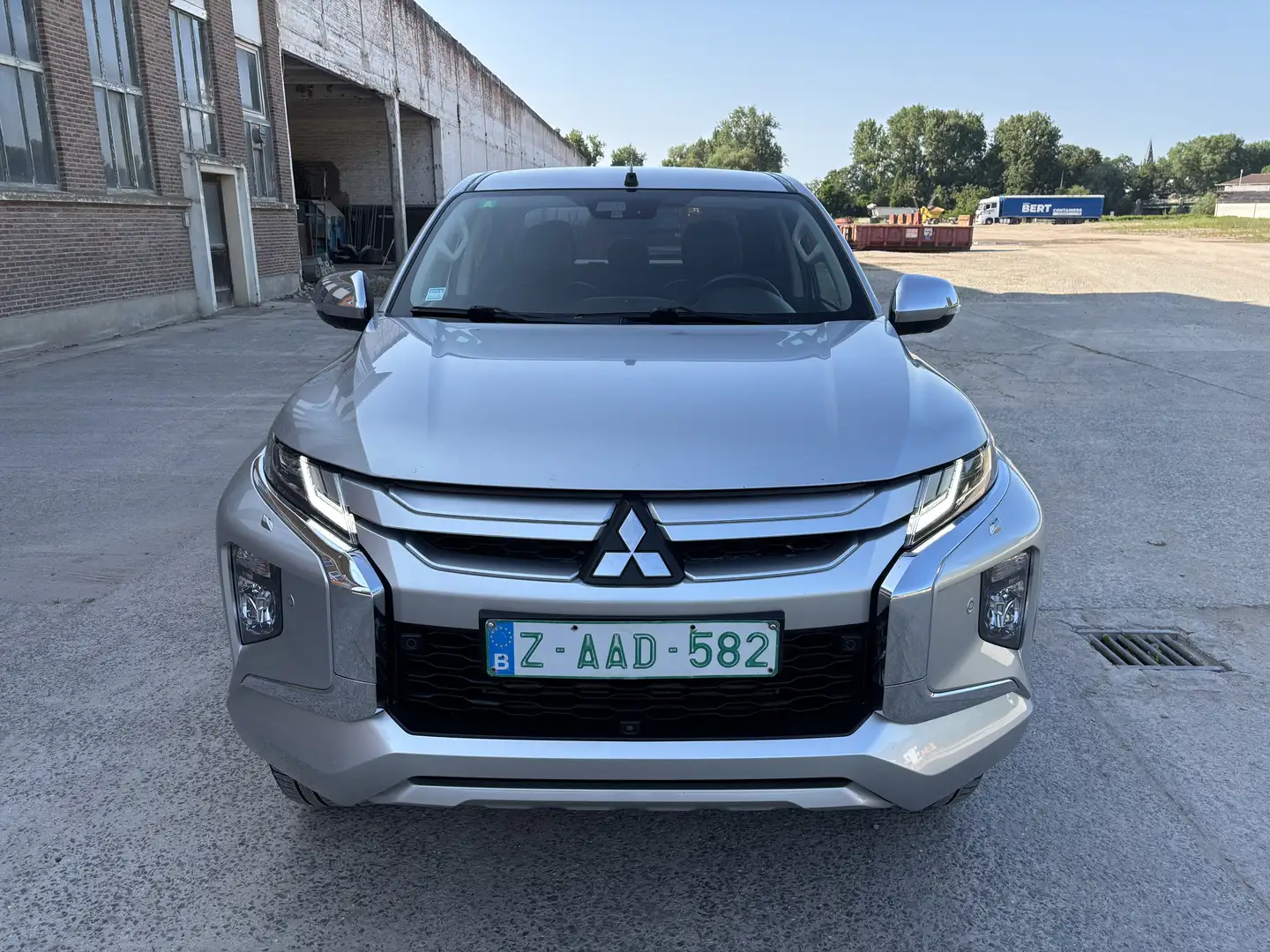 Mitsubishi L200 DOUBLE CAB 2.2 BVA INTENSE avec 95000 km! + TVA! - 2