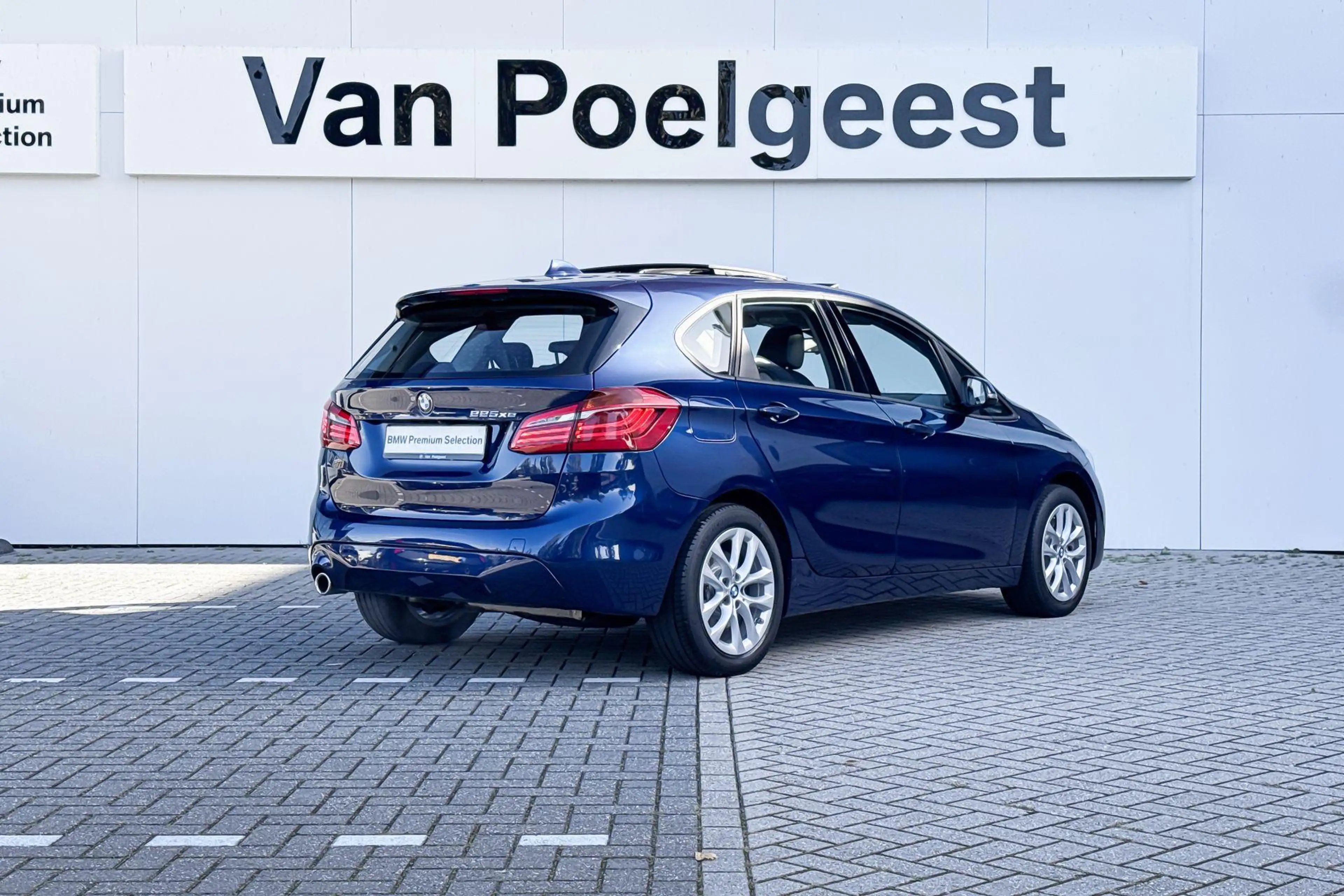 BMW 225 2 Serie Active Tourer 225xe | Panoramadak | Achter — photo 4